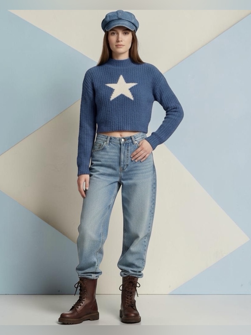 EDIKTED Blue Fuzzy Star Cropped Sweater Long Sleeve Size Medium